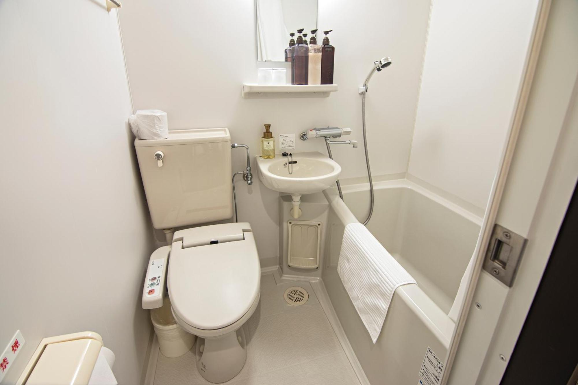Wonz Hotel Self-Check-In Osaka Eksteriør billede